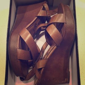 Brown wedges